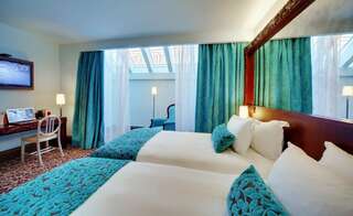 Гостиница Домина Престиж Санкт-Петербург Улучшенный двухместный номер с 1 кроватью или 2 отдельными кроватями ― мансарда-6