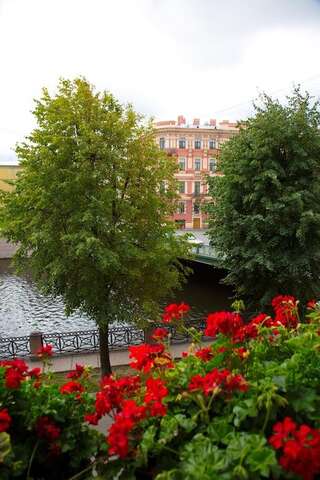 Гостиница Домина Престиж Санкт-Петербург Улучшенный двухместный номер с 1 кроватью или 2 отдельными кроватями и видом на реку-3